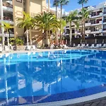 Apartament Oasis Mar By Helloapartments *