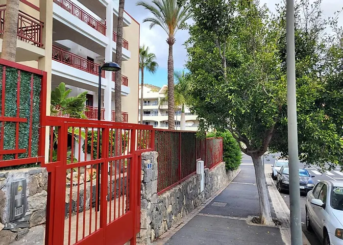 Oasis Mar By Helloapartments * פאלם-מאר